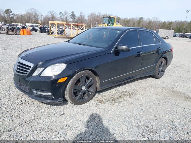 2013 MERCEDES-BENZ E 350 WDDHF5KB7DA667845 Photo 1