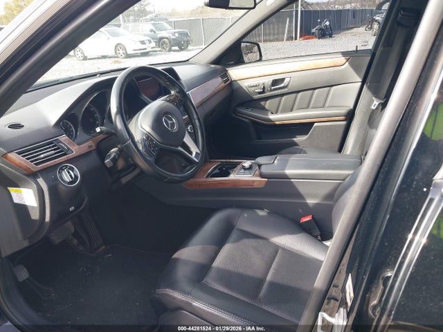 2013 MERCEDES-BENZ E 350 WDDHF5KB7DA667845 Photo 4