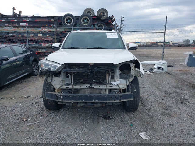 Toyota 4runner Limited 2014 JTEBU5JR4E5200828 Image 13