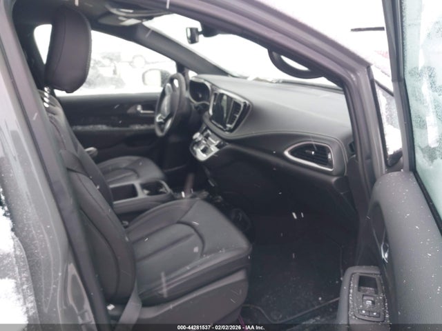 Продажа на аукционе авто 2025 Chrysler Pacifica Select, vin: 2C4RC3BG1SR592513, номер лота: 44281537