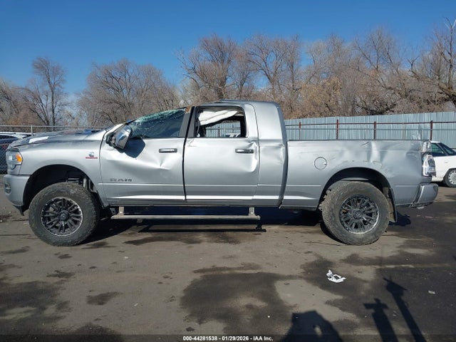 44281538 :رقم المزاد ، 3C6UR5NL4PG606129 vin ، 2023 Ram 2500 Laramie  4x4 6'4 Box مزاد بيع