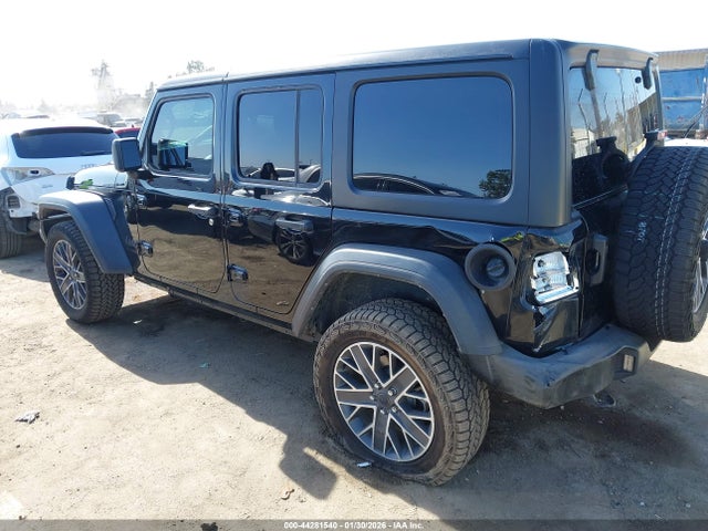 1C4HJXDGXNW133367 Jeep Wrangler Unlimited Sport S 4x4