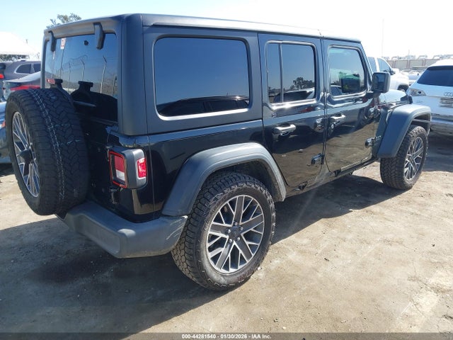 1C4HJXDGXNW133367 Jeep Wrangler Unlimited Sport S 4x4