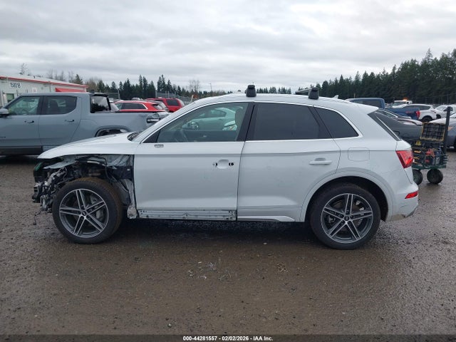 WA1E2AFY5M2105673 Audi Q5 Premium Plus 55 Tfsi E Quattro S Tronic