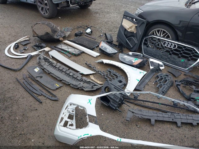 WA1E2AFY5M2105673 Audi Q5 Premium Plus 55 Tfsi E Quattro S Tronic