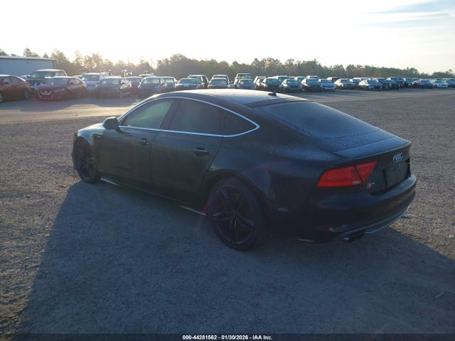 2014 AUDI S7 WAUW2AFC2EN121728 Photo 2