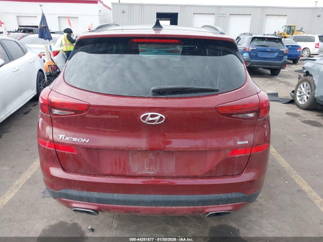 KM8J3CAL0KU939145 Hyundai Tucson Night