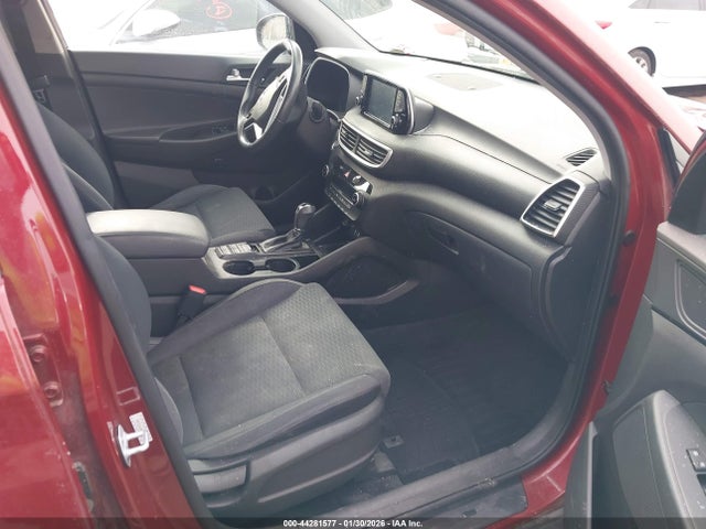 KM8J3CAL0KU939145 Hyundai Tucson Night