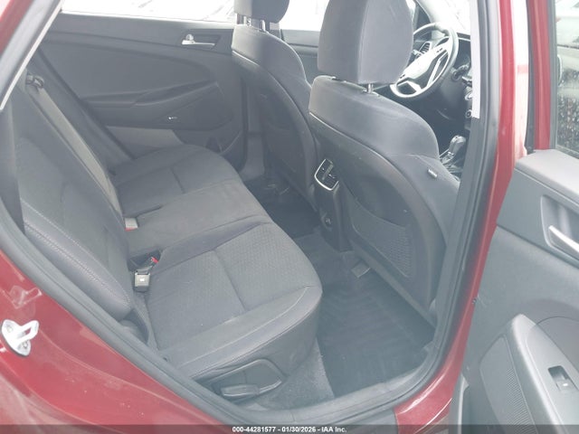 KM8J3CAL0KU939145 Hyundai Tucson Night