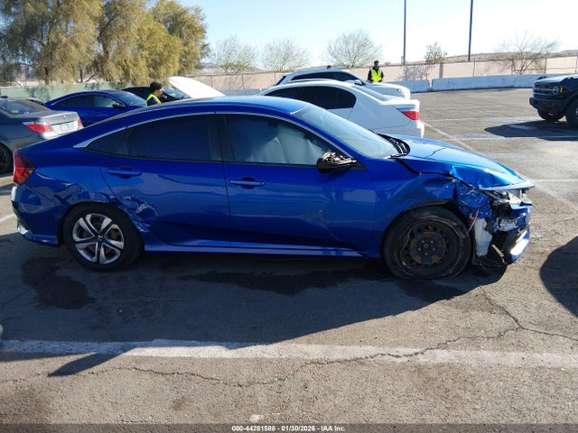 2HGFC2F59JH532426 Honda Civic Lx