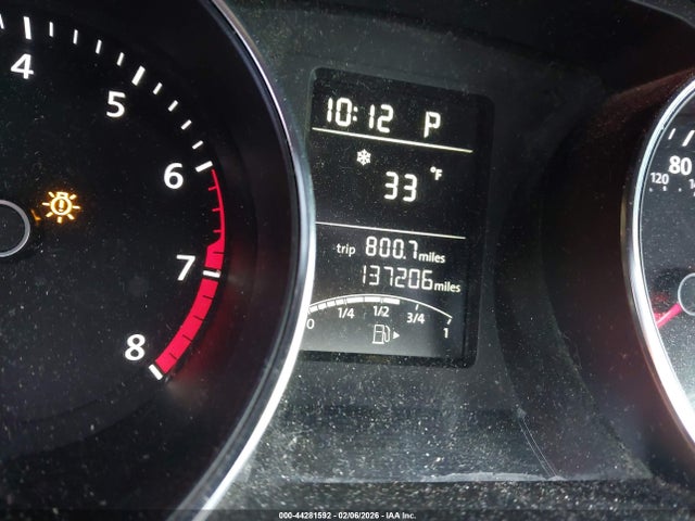 3VWD17AJ2GM399643 Volkswagen Jetta 1.8t Sport