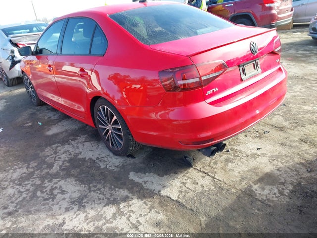 3VWD17AJ2GM399643 Volkswagen Jetta 1.8t Sport