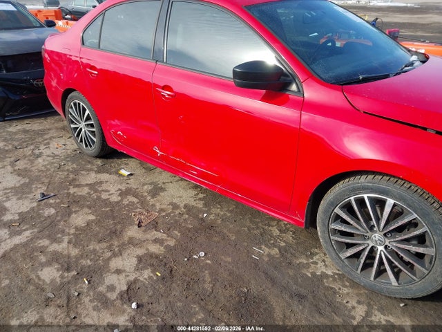 3VWD17AJ2GM399643 Volkswagen Jetta 1.8t Sport