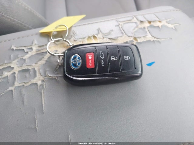 Продажа на аукционе авто 2021 Toyota Venza Le, vin: JTEAAAAH5MJ045412, номер лота: 44281594