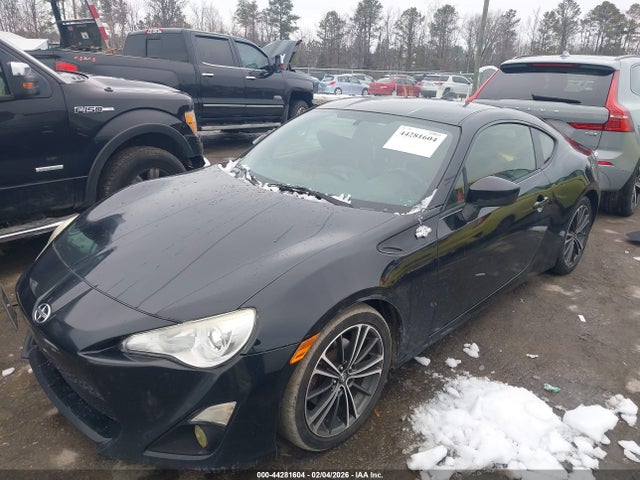 Scion FR-S 2015 JF1ZNAA17F8712219 Image 2