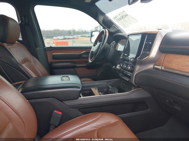 44281612 :رقم المزاد ، 1C6SRFKT6KN765865 vin ، 2019 Ram 1500 مزاد بيع