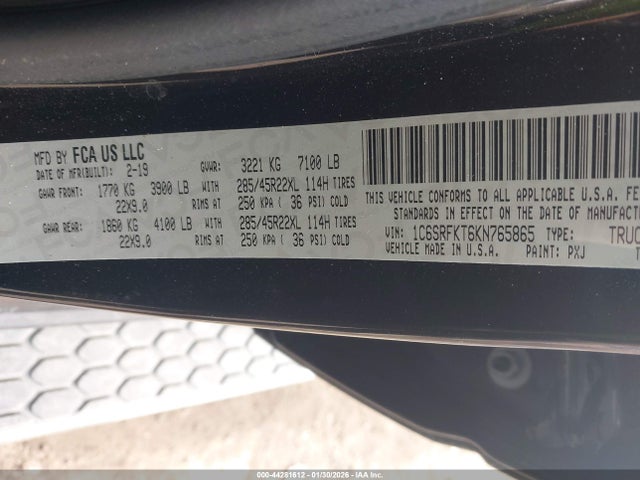 44281612 :رقم المزاد ، 1C6SRFKT6KN765865 vin ، 2019 Ram 1500 مزاد بيع
