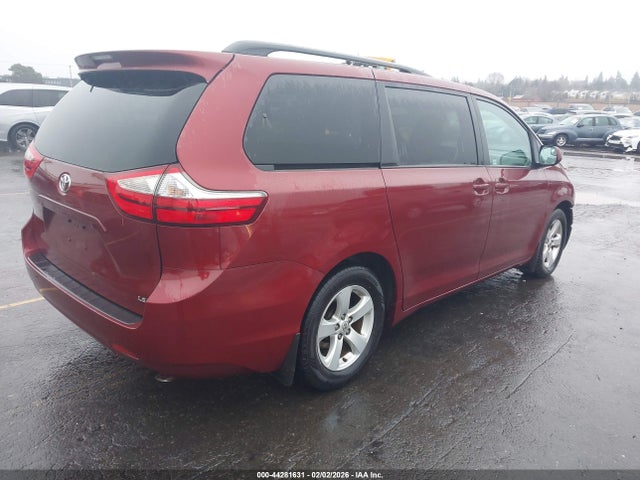 5TDKK3DC1GS755092 Toyota Sienna Le 8 Passenger