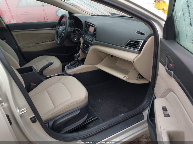 5NPD84LF3HH173141 Hyundai ELANTRA SE