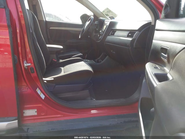 2016 MITSUBISHI OUTLANDER JA4AD3A35GZ021963 Photo 4