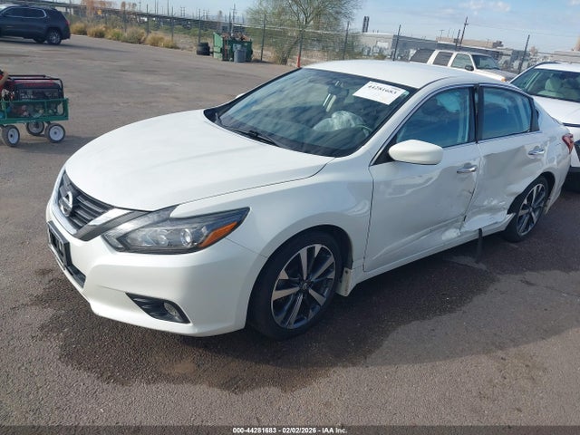 1N4AL3AP8HC113378 Nissan Altima 2.5 Sr
