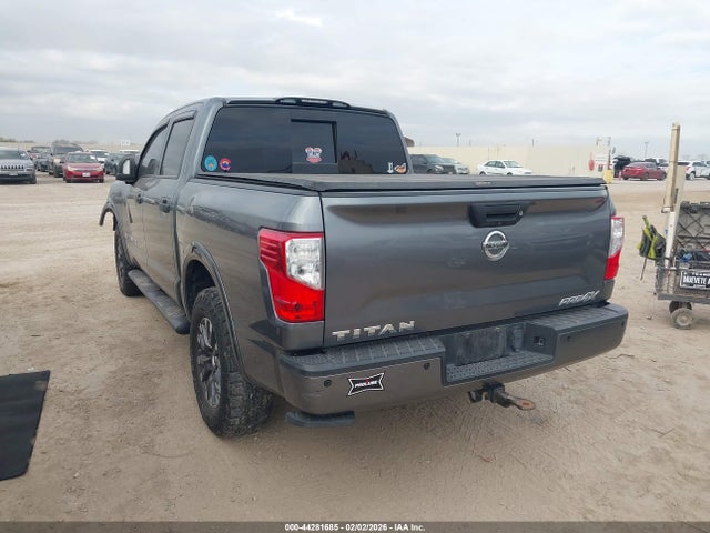 2018 NISSAN TITAN 1N6AA1E53JN512137 Photo 2