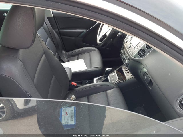 2015 VOLKSWAGEN TIGUAN WVGBV7AX7FW518820 Photo 4