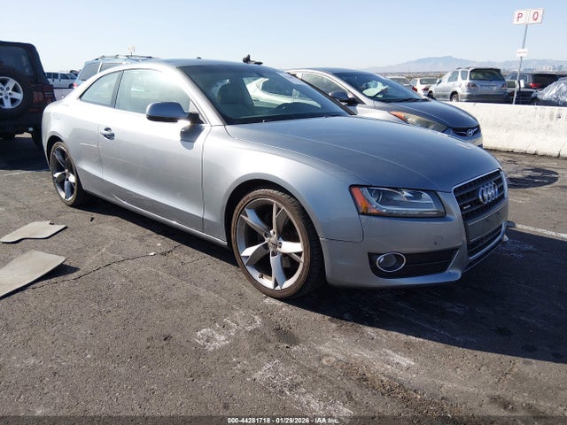 2010 AUDI A5 WAUVFAFR2AA008335 Photo 0