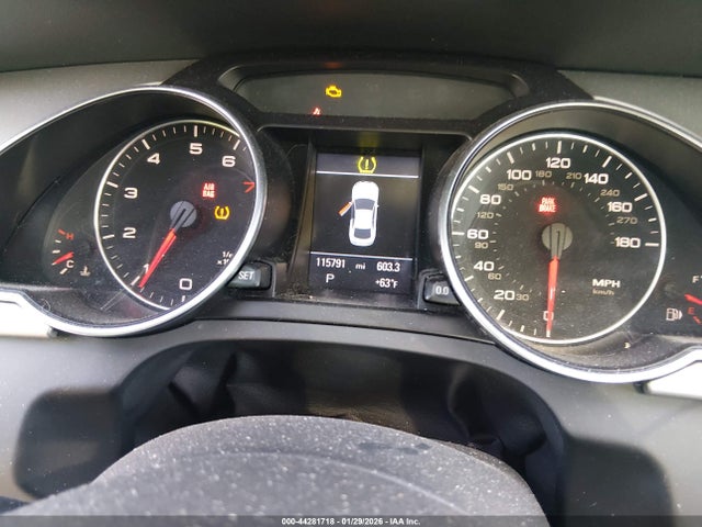 2010 AUDI A5 WAUVFAFR2AA008335 Photo 6