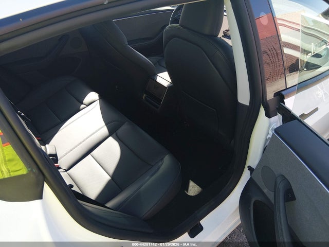 2024 TESLA MODEL 3 5YJ3E1EA0RF834774 Photo 7