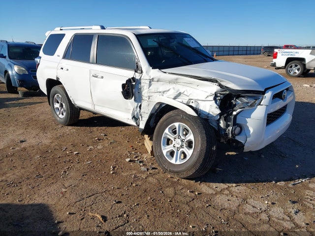 Toyota 4runner Sr5 Premium 2018 JTEZU5JR0J5180103 главное изображение