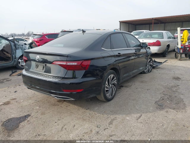 2020 Volkswagen Jetta 1.4t Sel Premium მანქანა იყიდება აუქციონზე, vin: 3VWGB7BU6LM005882, აუქციონის ნომერი: 44281781