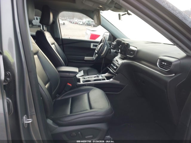 Ford EXPLORER XLT 2022 1FMSK8DH1NGB44233 Image 5