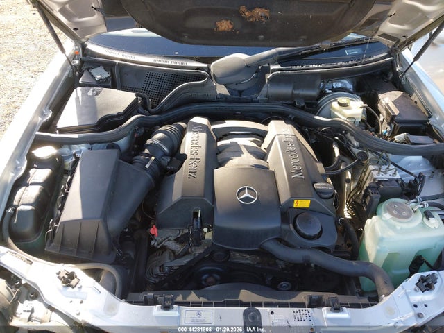 44281808 :رقم المزاد ، WDBJF65J52B396892 vin ، 2002 Mercedes-benz E 320 Special Edition مزاد بيع