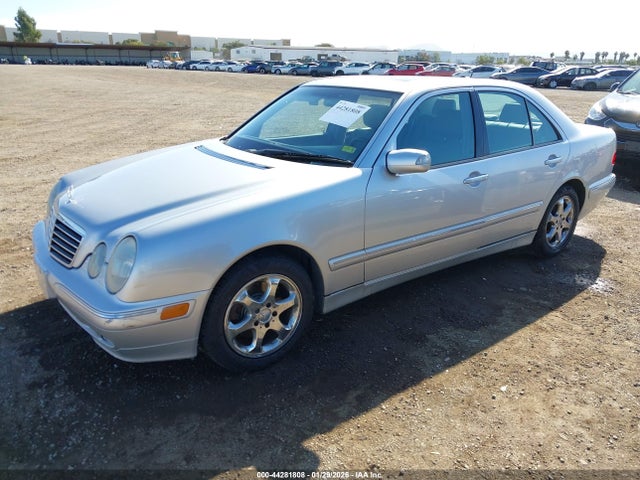 44281808 :رقم المزاد ، WDBJF65J52B396892 vin ، 2002 Mercedes-benz E 320 Special Edition مزاد بيع