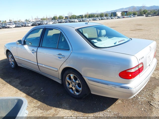 44281808 :رقم المزاد ، WDBJF65J52B396892 vin ، 2002 Mercedes-benz E 320 Special Edition مزاد بيع