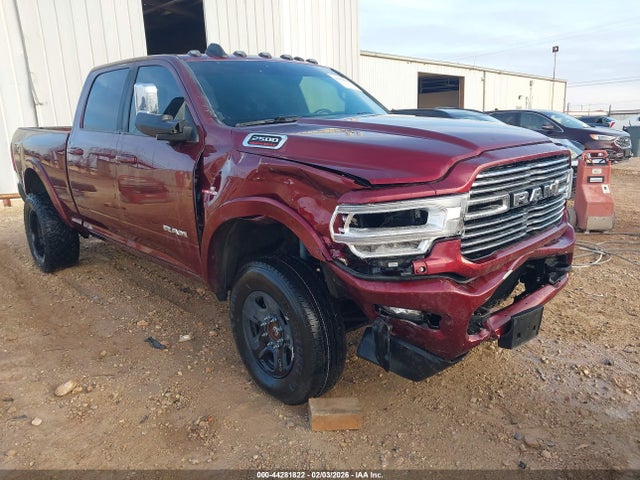 3C6UR5FLXMG641638 RAM 2500 Laramie 4x4 6&#039;4 Box
