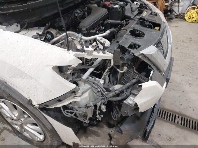 Nissan ROGUE SV 2017 KNMAT2MV7HP579701 Image 17