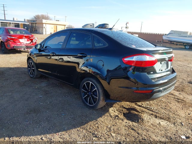 3FADP4BJ4JM130247 Ford FIESTA SE