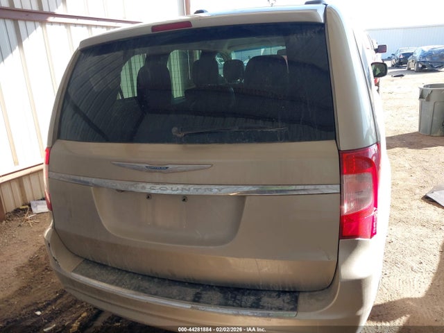 2015 Chrysler Town & Country Touring მანქანა იყიდება აუქციონზე, vin: 2C4RC1BG4FR582830, აუქციონის ნომერი: 44281884