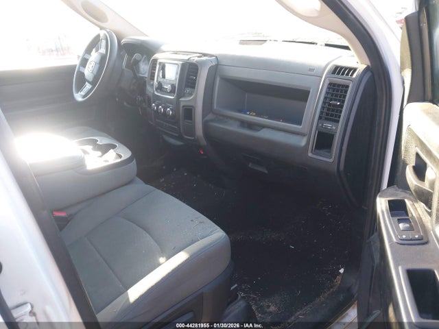 2013 RAM 1500 1C6RR6FP7DS538278 Photo 4