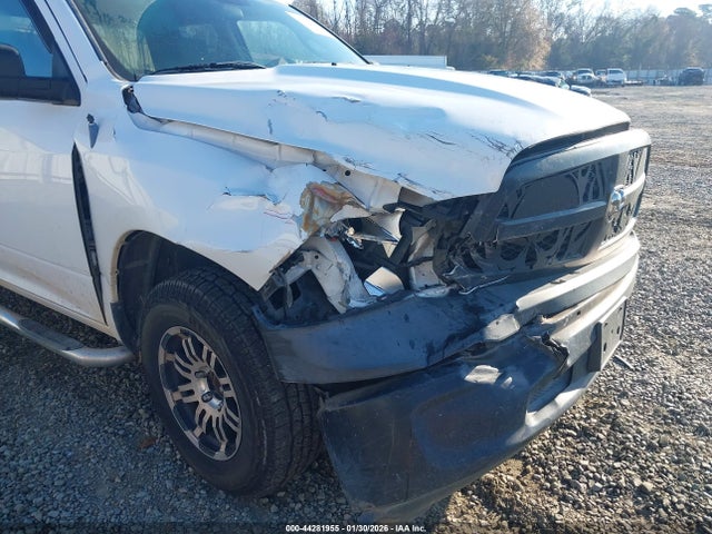 2013 RAM 1500 1C6RR6FP7DS538278 Photo 5