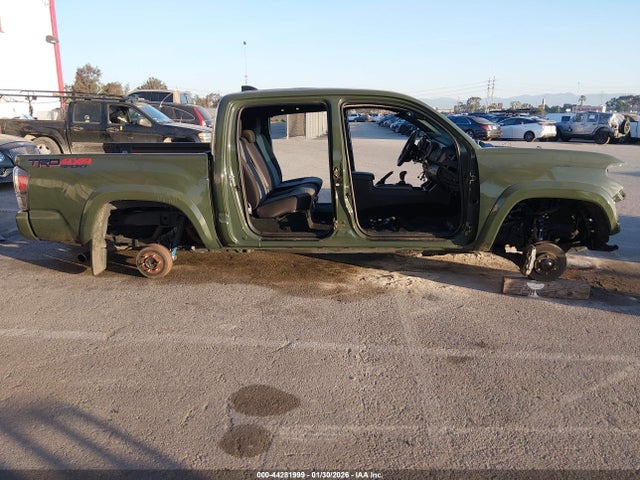 3TMCZ5AN2NM514267 Toyota Tacoma Trd Sport