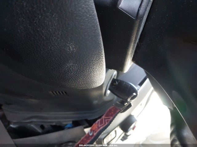 2016 RAM 1500 1C6RR7GT7GS199642 Photo 10