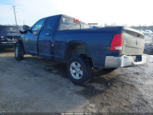 2016 RAM 1500 1C6RR7GT7GS199642 Photo 2