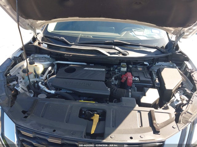 JN8BT3BA9PW416423 Nissan Rogue Sv Fwd