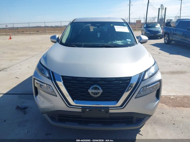 JN8BT3BA9PW416423 Nissan Rogue Sv Fwd