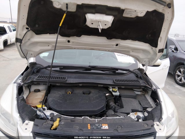 1FMCU0J97GUC78195 Ford Escape Titanium