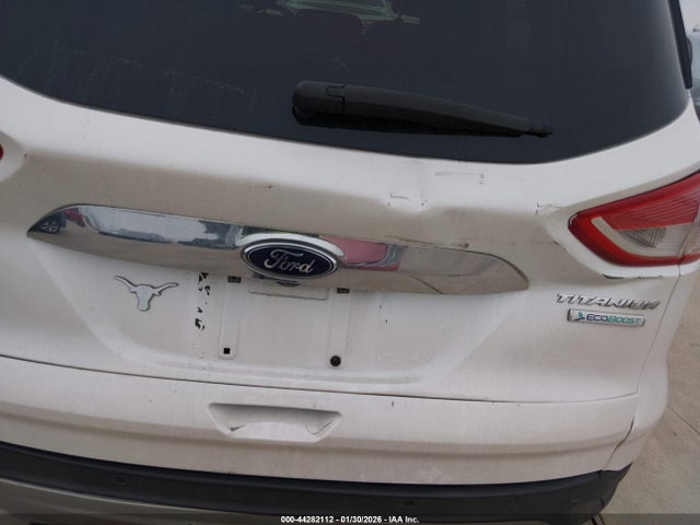 1FMCU0J97GUC78195 Ford Escape Titanium