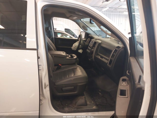 Продаж на аукціоні авто 2019 Ram 1500 Classic Tradesman  4x2 6'4 Box, vin: 1C6RR6FT0KS716414, номер лоту: 44282127
